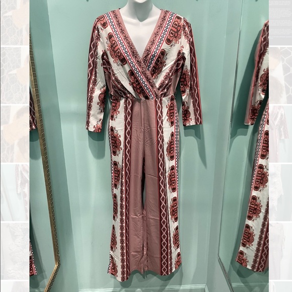 Jumpsuit with belt